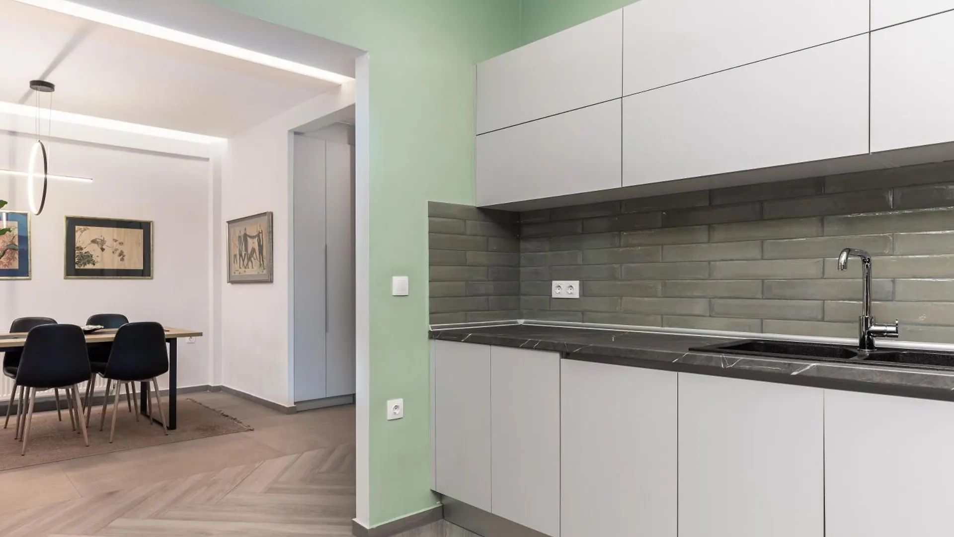 #Amazonia Apt By Halu! Apartments سالونيك
